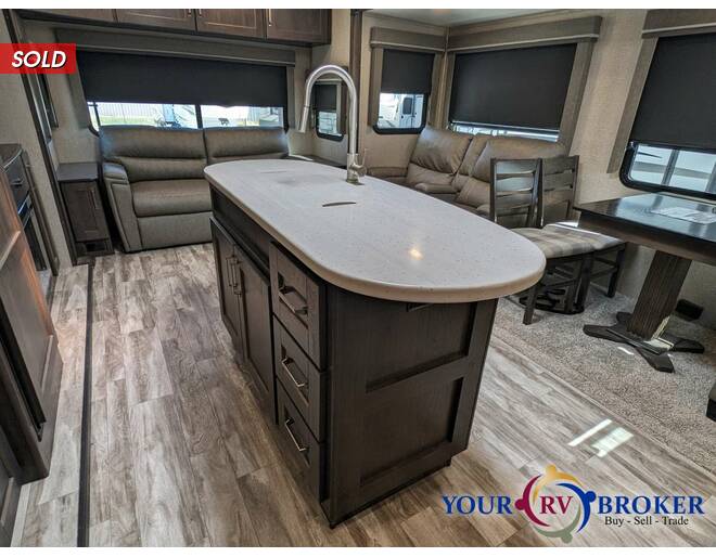 2021 Grand Design Reflection 297RSTS Travel Trailer at Your RV Broker STOCK# 335061 Photo 15
