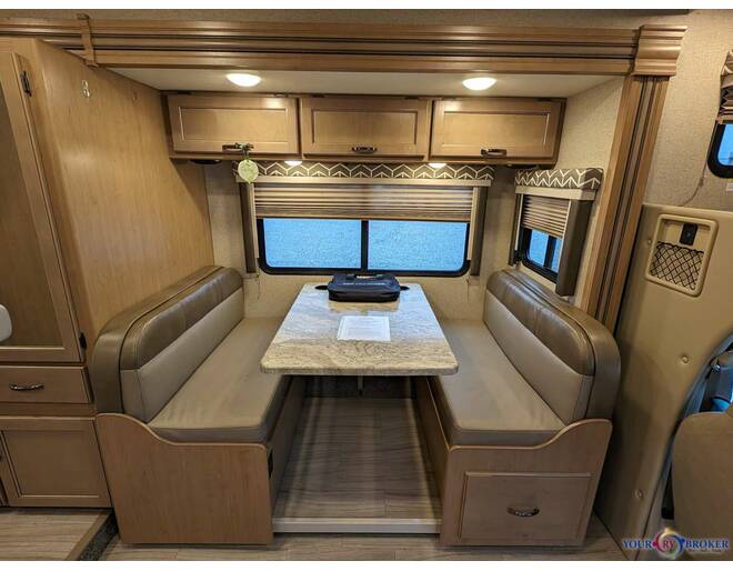2020 Thor Daybreak Ford 24DB Class C at Your RV Broker STOCK# C55218 Photo 13