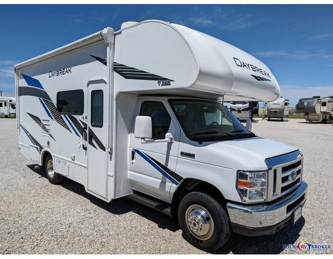 2020 Thor Daybreak Ford 24DB Class C at Your RV Broker STOCK# C55218 Exterior Photo