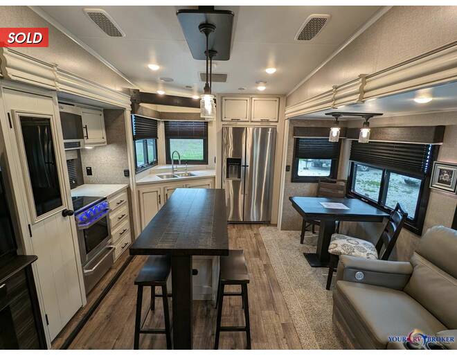 2020 Jayco Eagle 319MLOK Fifth Wheel at Your RV Broker STOCK# WR0255 Photo 2