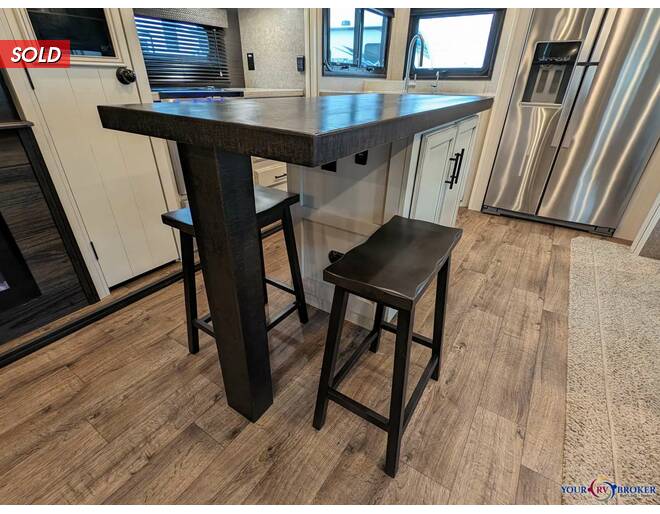 2020 Jayco Eagle 319MLOK Fifth Wheel at Your RV Broker STOCK# WR0255 Photo 9