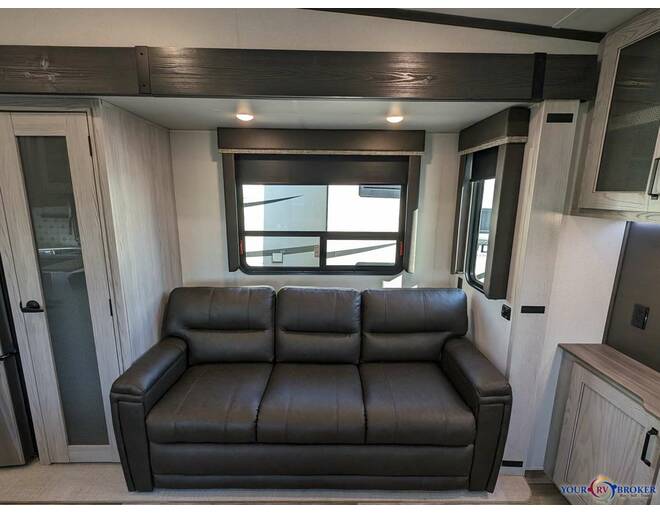 2023 Keystone Montana High Country 311RD Fifth Wheel at Your RV Broker STOCK# 740310 Photo 6