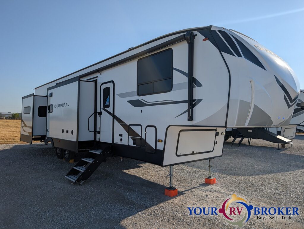 0 2024 Coachmen Chaparral 375BAF