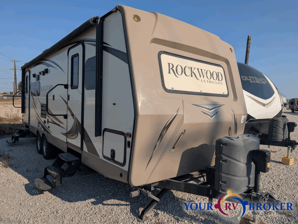 2015 Rockwood Ultra Lite 2604WS