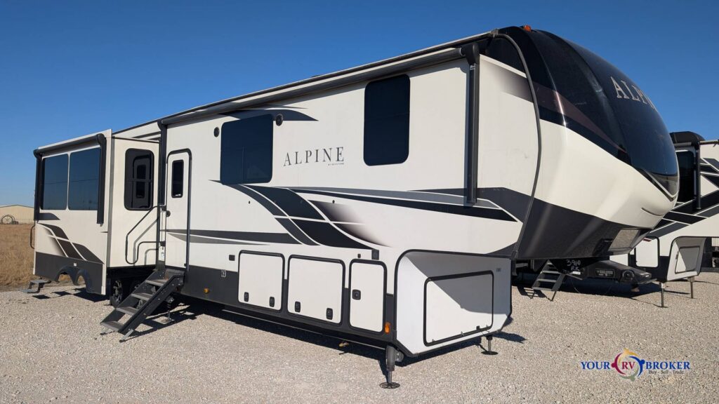 2021 Keystone Alpine 3910RK