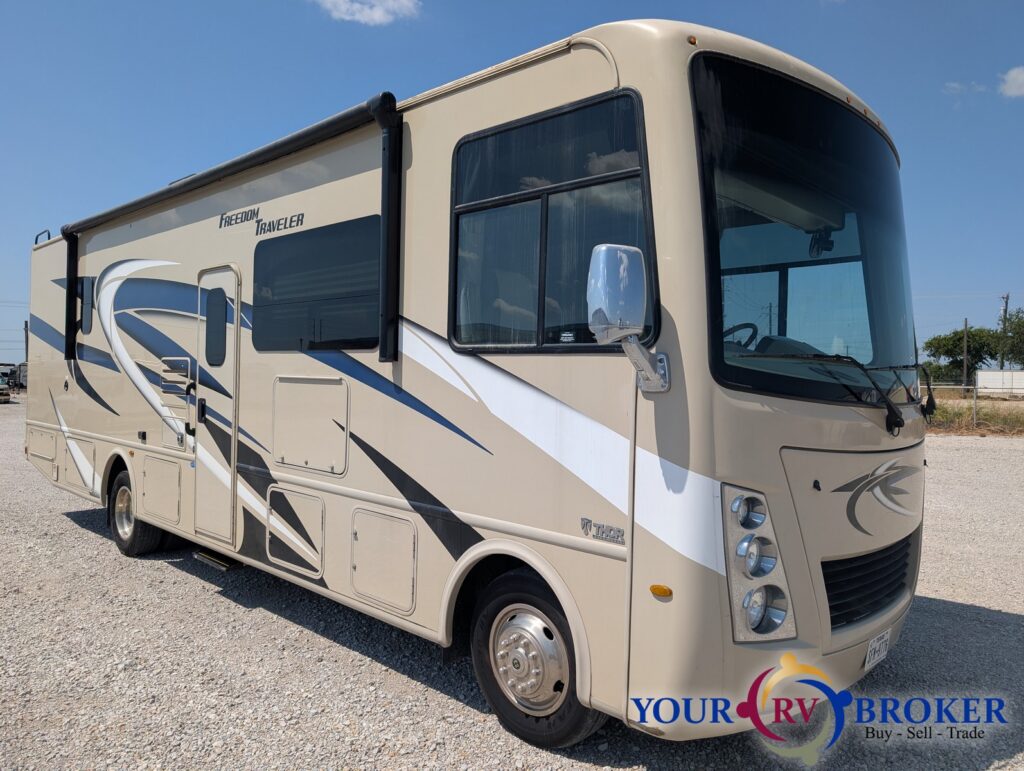 0 2021 Winnebago Traveler 32A