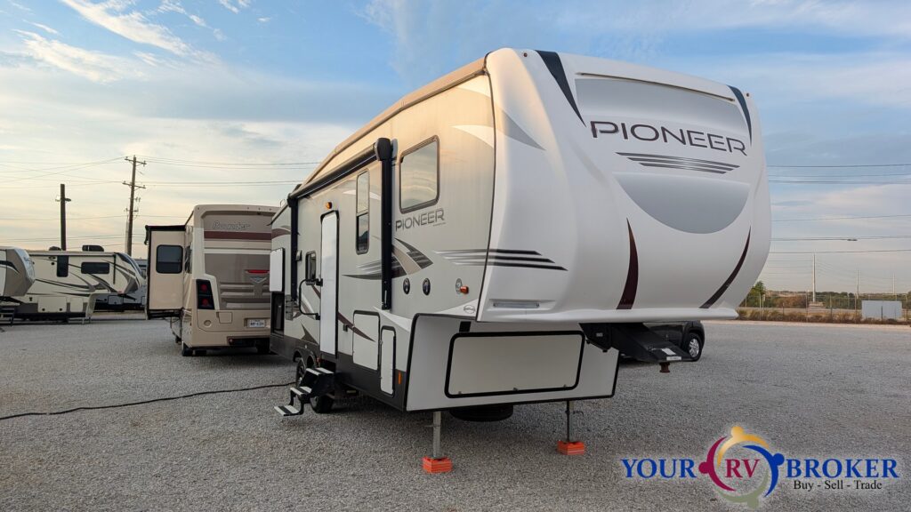 2019 Heartland Pioneer 251
