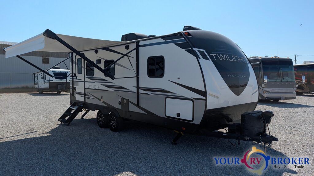 2022 Cruiser RV Twilight 2100