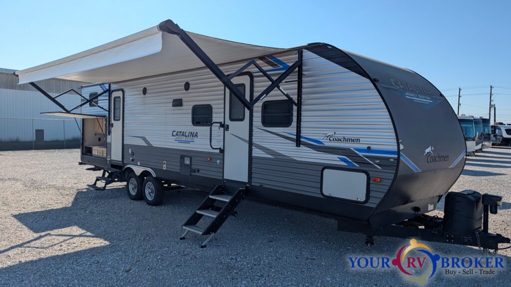 2021 Coachmen Catalina 323BH